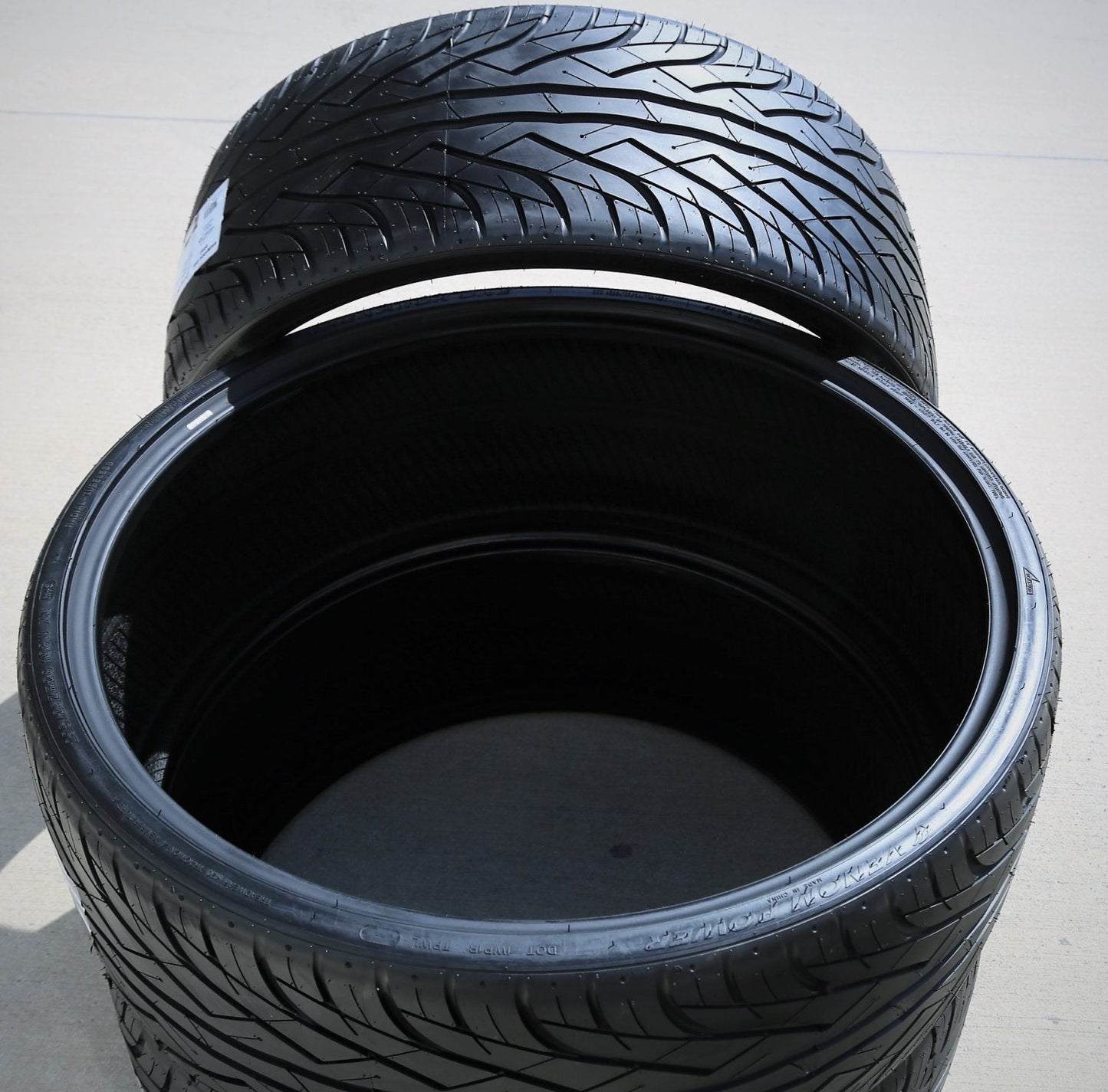 2025 Tire Venom Power Ragnarok One 295/25R28 ZR 103W XL High Performance M+S