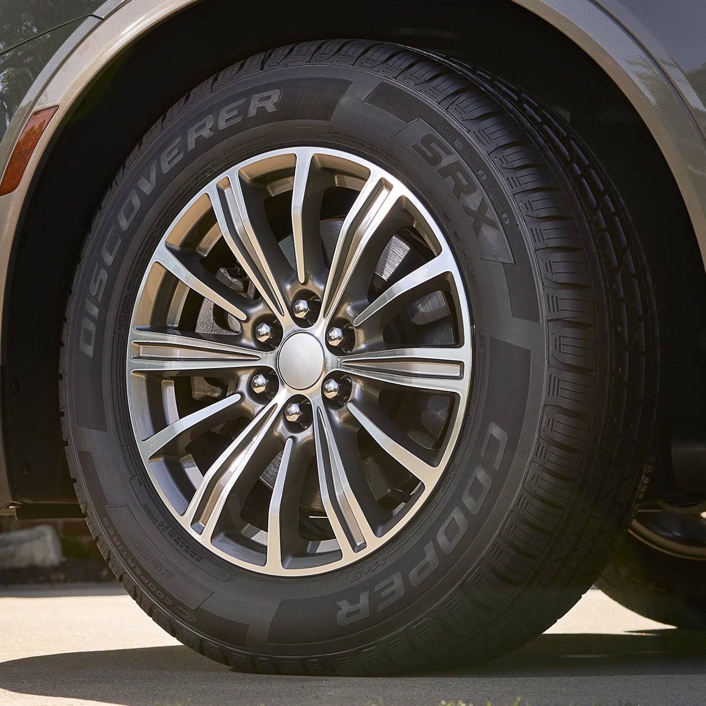 Cooper Discoverer SRX All Season Tires 255/60R19 109H &ndash; Pair for Truck/SUV