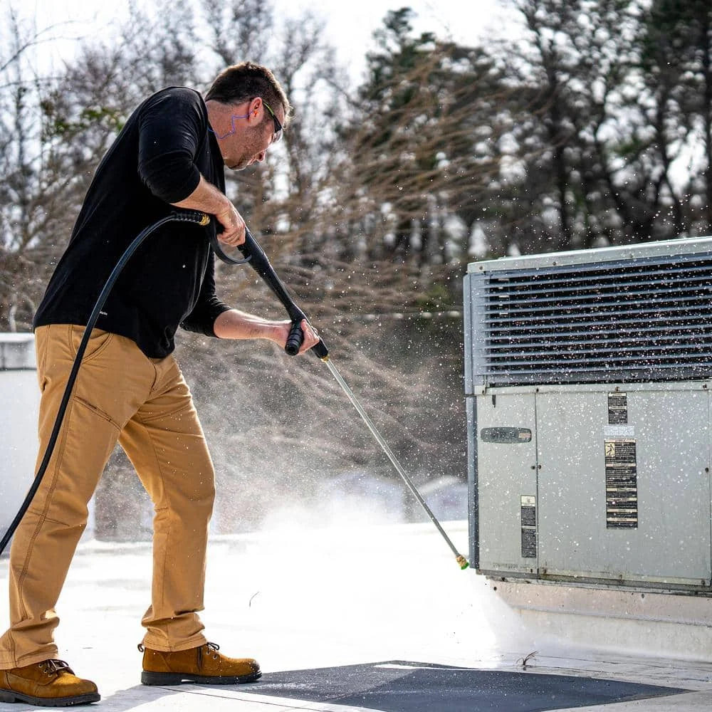 Petrol-powered cold water pressure washer with 420 cm3 engine, 4400 PSI (286 bar), 4.0 GPM (15.1 l/min).